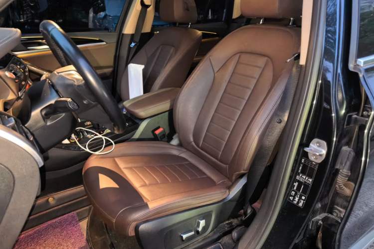 Used BMW X3 2018 xDrive25i Luxury Package China VI Emission Standard Left Front Seat