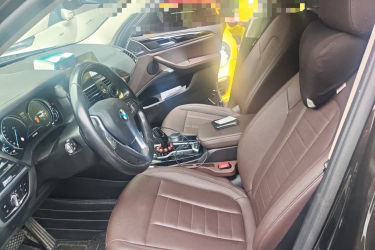 Used BMW X3 2018 xDrive25i Luxury Package China V Left Front Seat