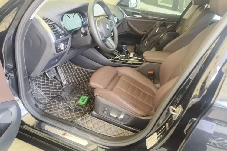 Used BMW X3 2018 xDrive30i Luxury Edition M Sport Package China VI Left Front Seat