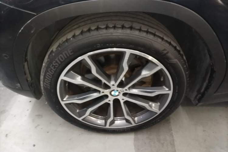 Used BMW X3 2018 xDrive25i Luxury Package China VI Emission Standard Left Front Wheel Hub