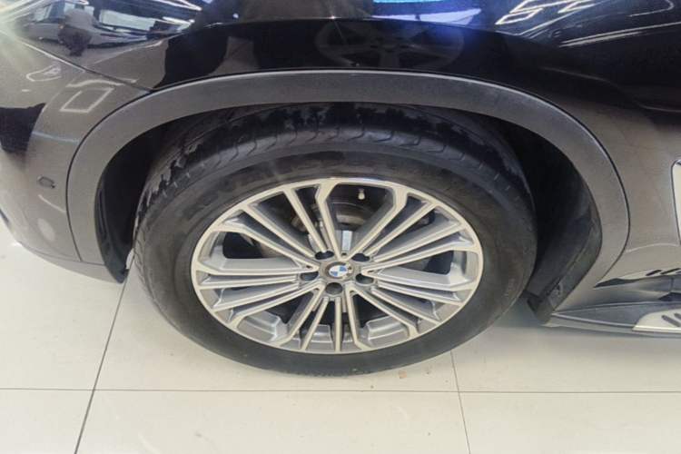 Used BMW X3 2018 xDrive28i Luxury Package China VI Emission Standard Left Front Wheel Hub