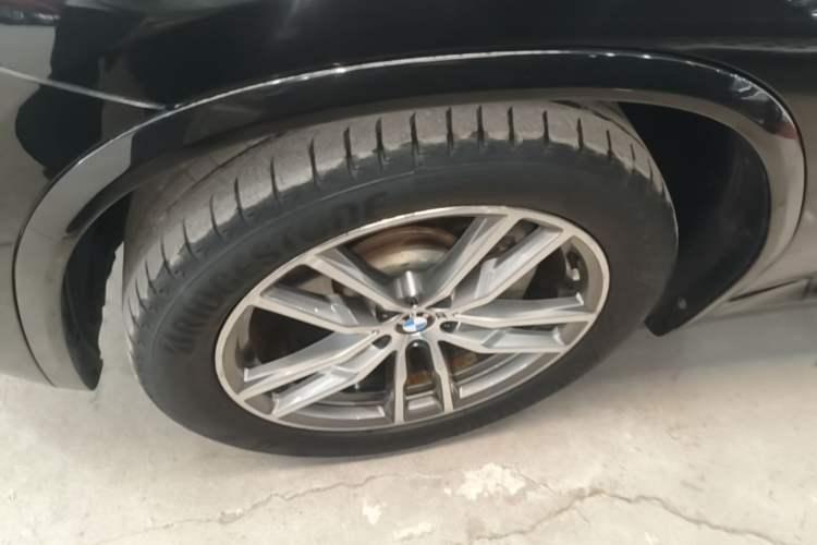 Used BMW X3 2018 xDrive25i M Sport Package China VI Left Front Wheel Hub