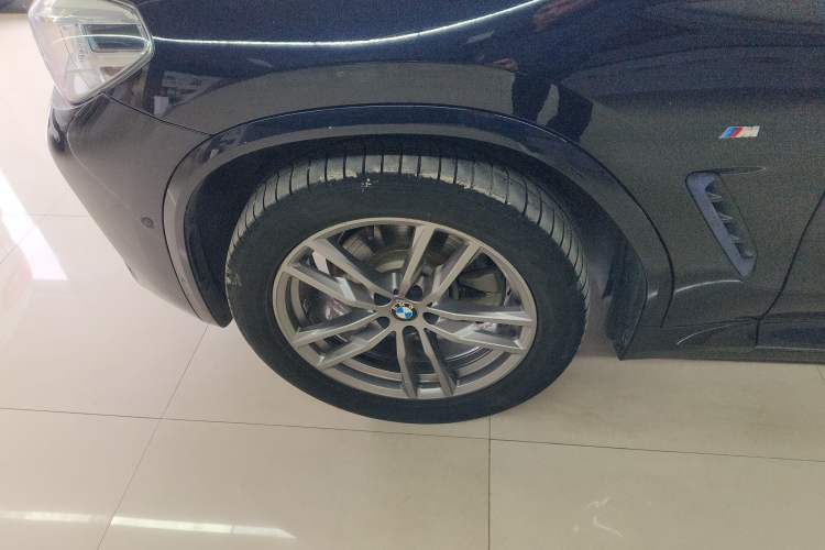 Used BMW X3 2018 xDrive25i M Sport Package China VI Left Front Wheel Hub