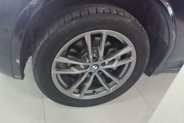Used BMW X3 2018 xDrive28i M Sport Package China VI Left Front Wheel Hub