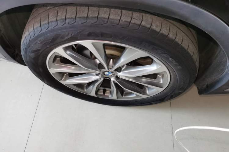Used BMW X3 2018 xDrive25i Luxury Package China VI Emission Standard Left Front Wheel Hub