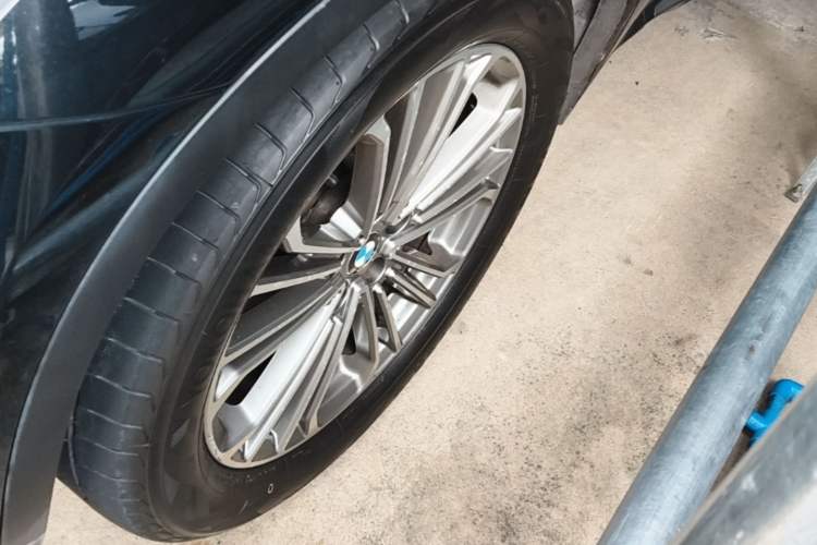 Used BMW X3 2018 xDrive28i Luxury Package China VI Emission Standard Left Front Wheel Hub