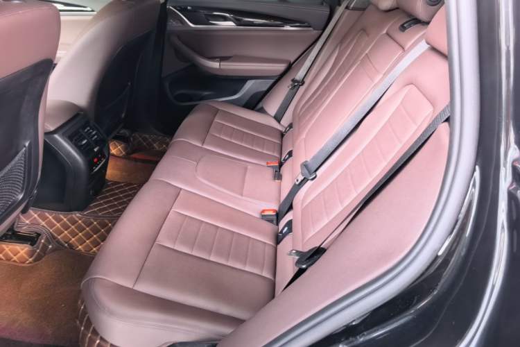 Used BMW X3 2018 xDrive25i Luxury Package China V Left Rear Seat