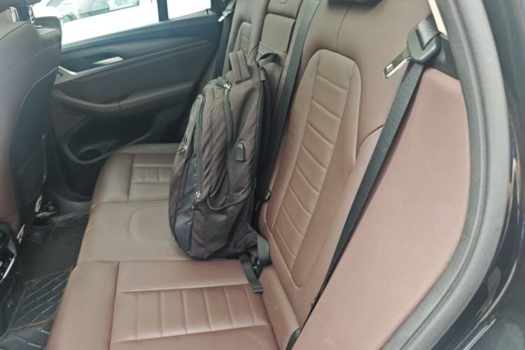 Used BMW X3 2018 xDrive28i Luxury Package China VI Emission Standard Left Rear Seat