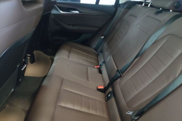 Used BMW X3 2018 xDrive28i Luxury Package China VI Emission Standard Left Rear Seat