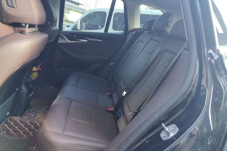 Used BMW X3 2018 xDrive25i M Sport Package China V Left Rear Seat