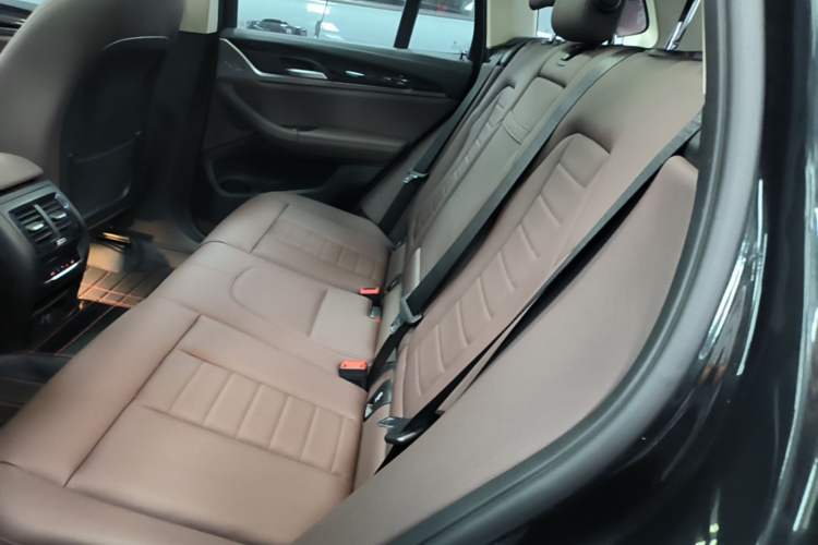 Used BMW X3 2018 xDrive25i M Sport Package China VI Left Rear Seat