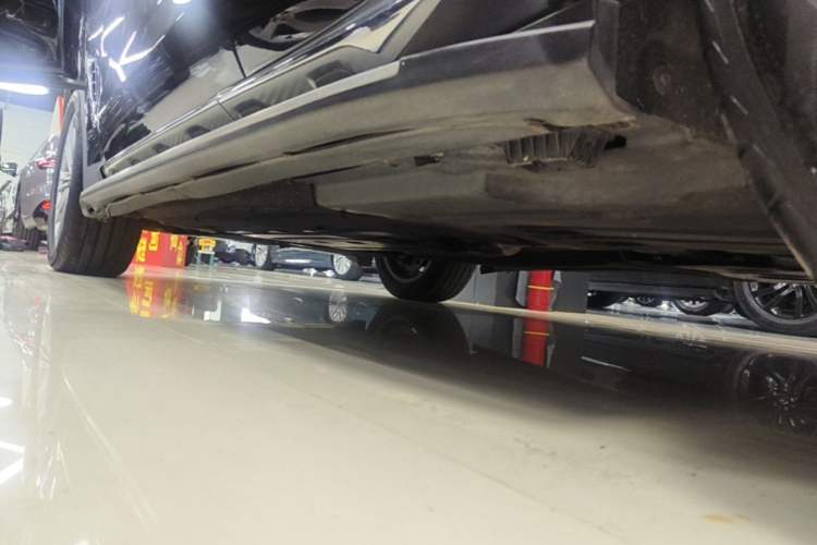 Used BMW X3 2018 xDrive28i Luxury Package China VI Emission Standard Left Side Sill