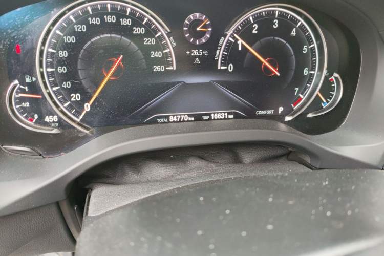 Used BMW X3 2018 xDrive28i Luxury Package China VI Emission Standard Odometer Close Up