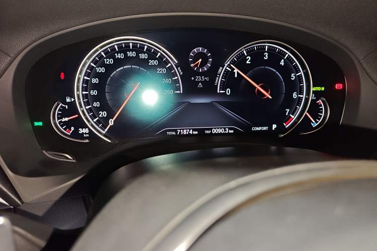 Used BMW X3 2018 xDrive28i M Sport Package China VI Odometer Close Up