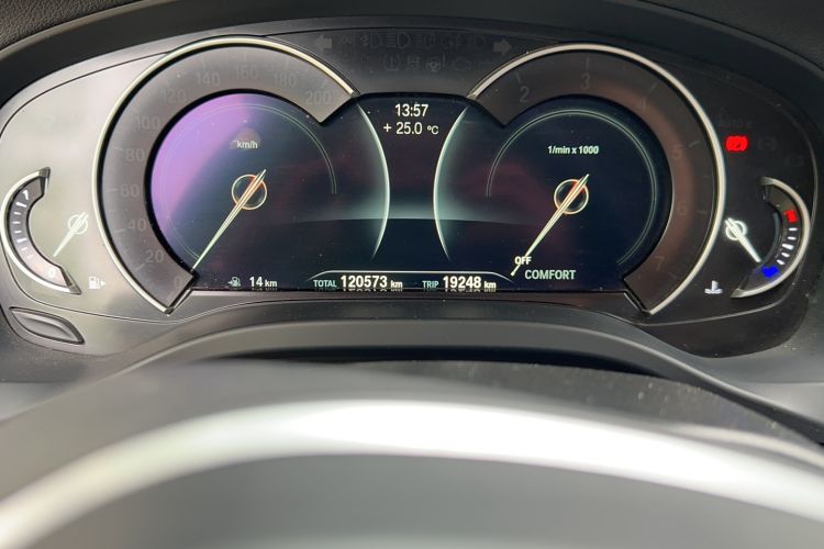 Used BMW X3 2018 xDrive25i M Sport Package China VI Odometer Close Up