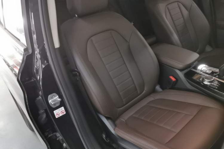 Used BMW X3 2018 xDrive25i M Sport Package China VI Right Front Seat