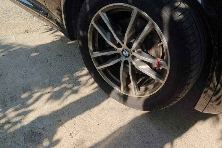 Used BMW X3 2018 xDrive30i Luxury Edition M Sport Package China VI Right Front Wheel Hub