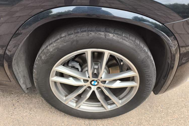 Used BMW X3 2018 xDrive28i M Sport Package China VI Right Front Wheel Hub