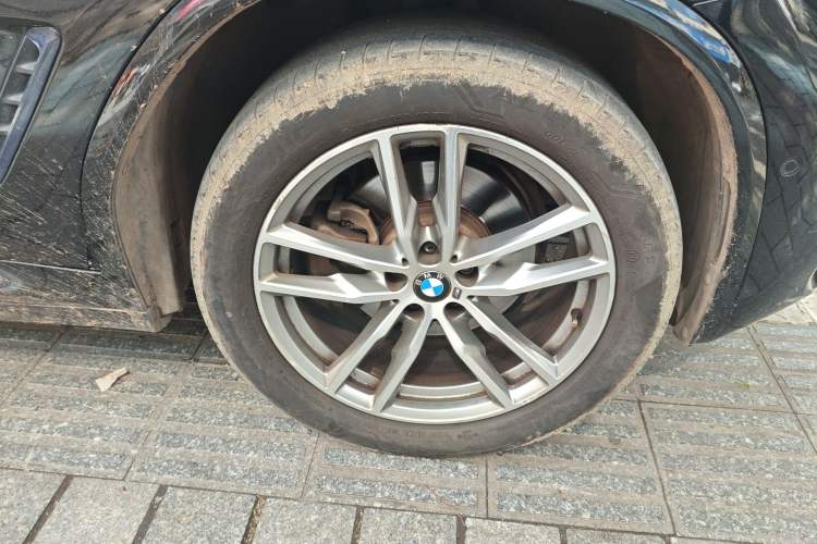 Used BMW X3 2018 xDrive25i M Sport Package China VI Right Front Wheel Hub