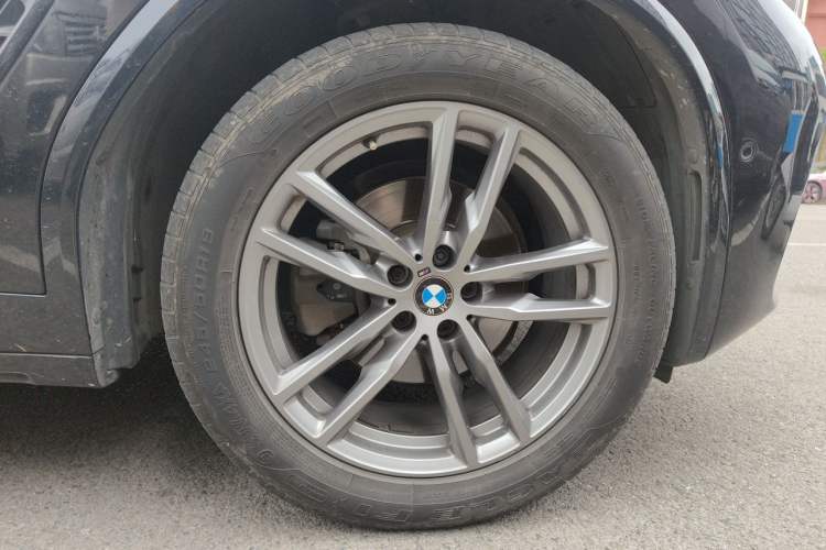Used BMW X3 2018 xDrive28i M Sport Package China V Emission Standard Right Front Wheel Hub