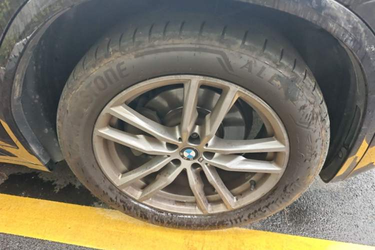 Used BMW X3 2018 xDrive30i Luxury Edition M Sport Package China VI Right Front Wheel Hub