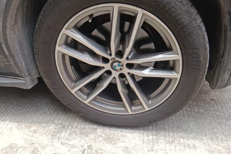 Used BMW X3 2018 xDrive28i M Sport Package China VI Right Front Wheel Hub