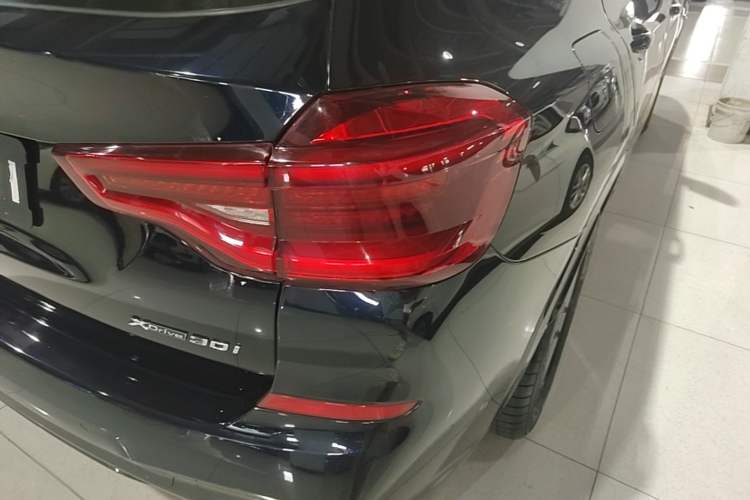 Used BMW X3 2018 xDrive30i Luxury Edition M Sport Package China VI Right Rear Taillight