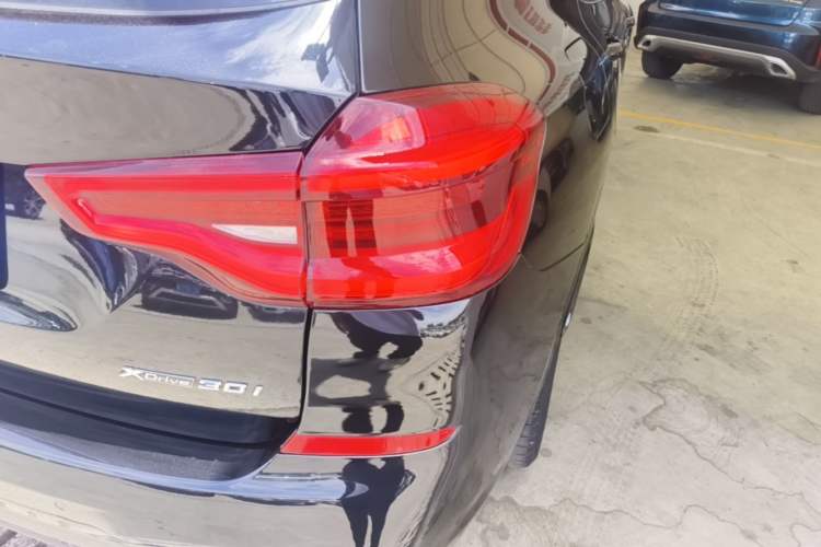 Used BMW X3 2018 xDrive30i Luxury Edition M Sport Package China VI Right Rear Taillight
