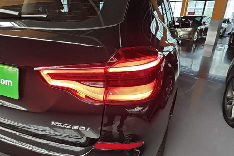 Used BMW X3 2018 xDrive30i Luxury Edition M Sport Package China VI Right Rear Taillight