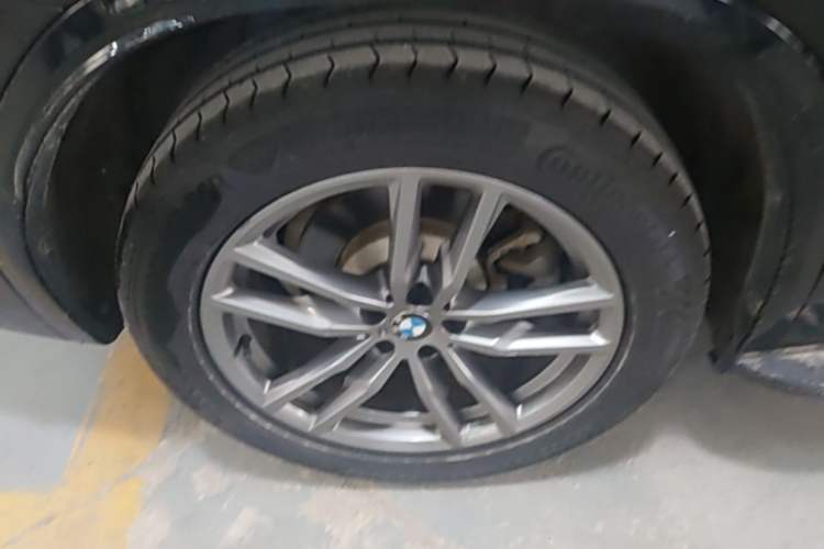 Used BMW X3 2018 xDrive28i M Sport Package China VI Right Rear Wheel Hub