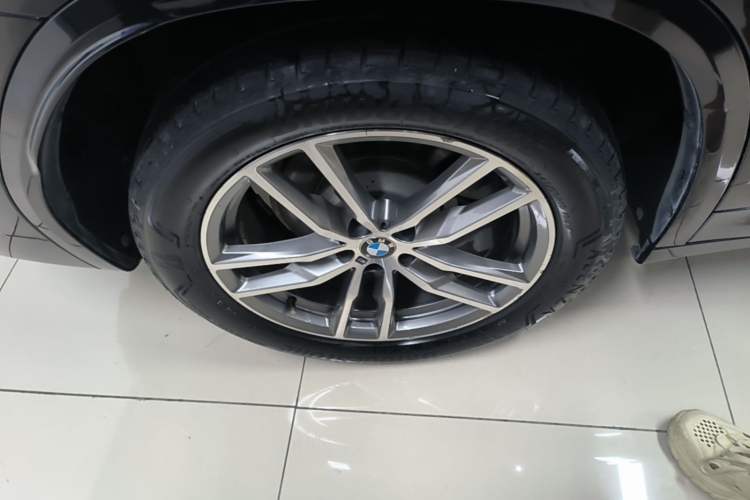 Used BMW X3 2018 xDrive25i M Sport Package China VI Right Rear Wheel Hub