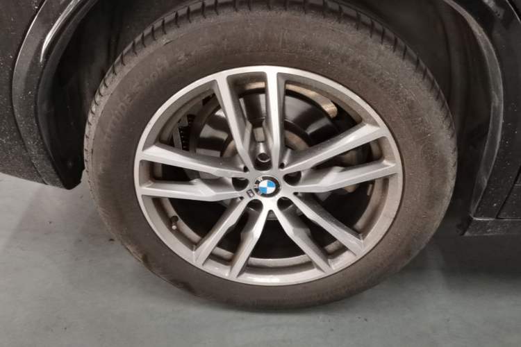Used BMW X3 2018 xDrive25i M Sport Package China VI Right Rear Wheel Hub