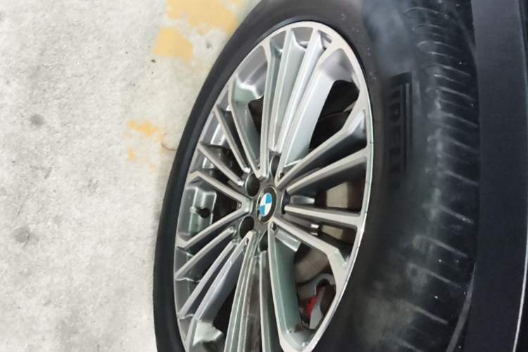 Used BMW X3 2018 xDrive28i Luxury Package China VI Emission Standard Right Rear Wheel Hub
