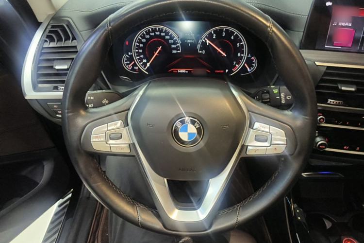 Used BMW X3 2018 xDrive28i Luxury Package China VI Emission Standard Steering Wheel