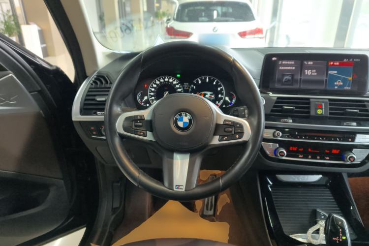 Used BMW X3 2018 xDrive25i M Sport Package China VI Steering Wheel
