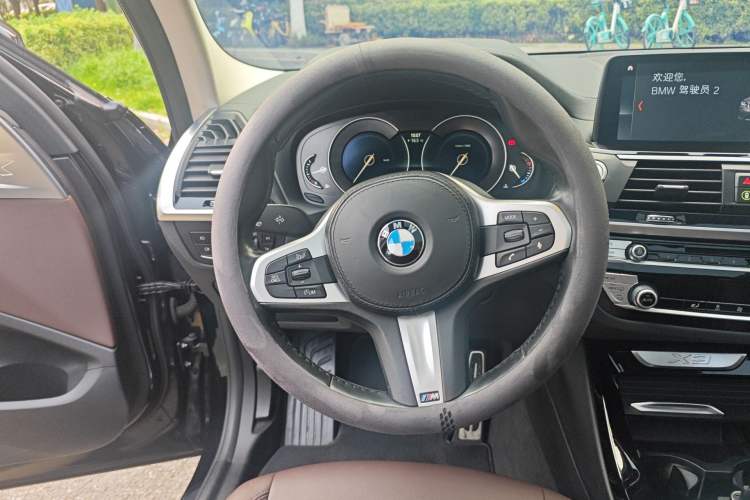 Used BMW X3 2018 xDrive25i M Sport Package China VI Steering Wheel