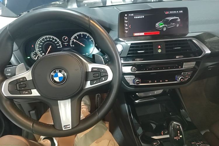 Used BMW X3 2018 xDrive30i Luxury Edition M Sport Package China VI Steering Wheel