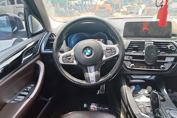 Used BMW X3 2018 xDrive28i M Sport Package China V Emission Standard Steering Wheel