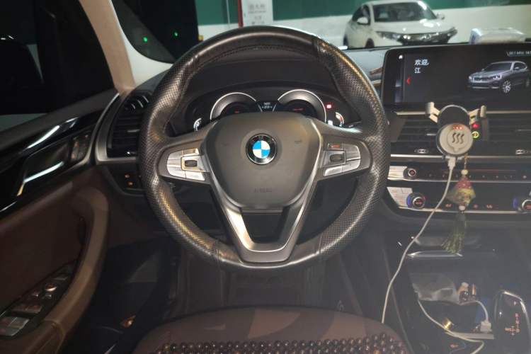 Used BMW X3 2018 xDrive25i Luxury Package China V Steering Wheel