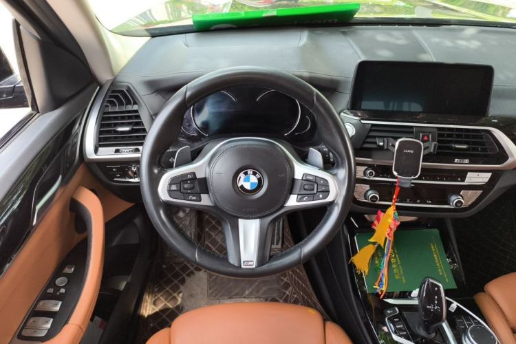 Used BMW X3 2018 xDrive28i M Sport Package China VI Steering Wheel