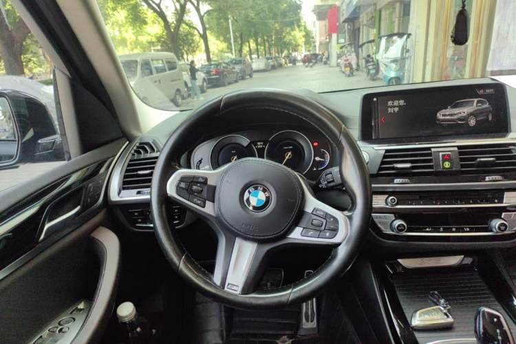 Used BMW X3 2018 xDrive25i M Sport Package China VI Steering Wheel