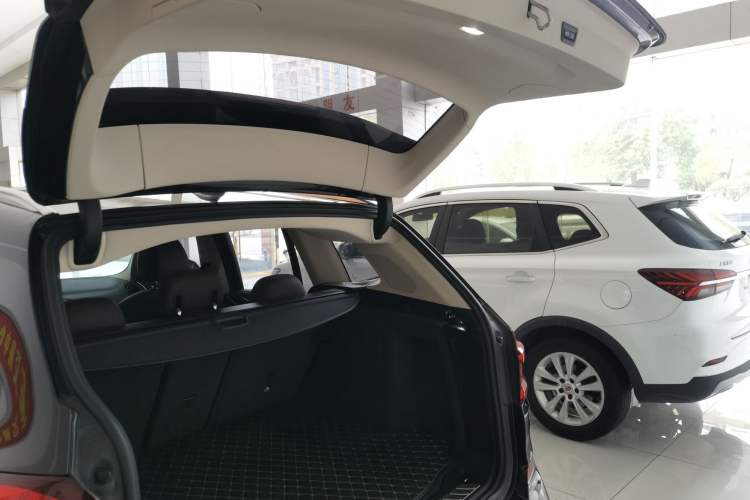 Used BMW X3 2018 xDrive25i M Sport Package China V Trunk