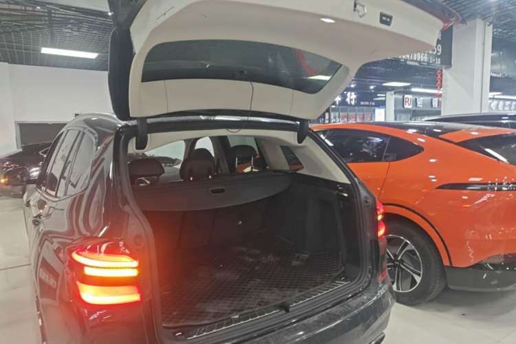 Used BMW X3 2018 xDrive30i Luxury Model M Sport Package China V Trunk