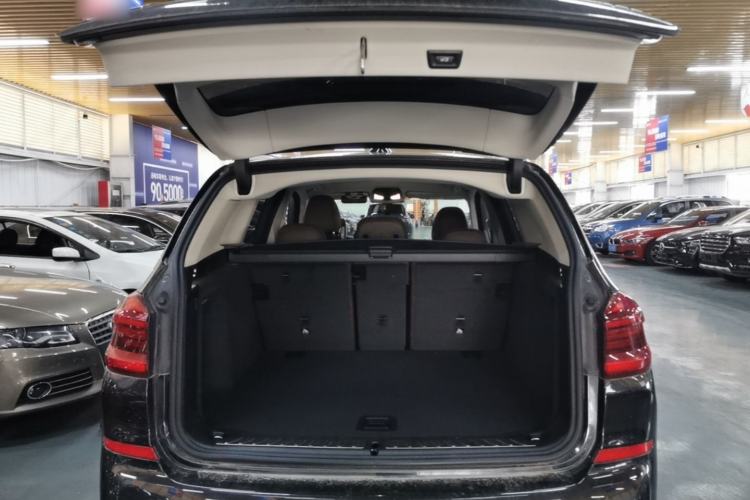 Used BMW X3 2018 xDrive25i M Sport Package China VI Trunk