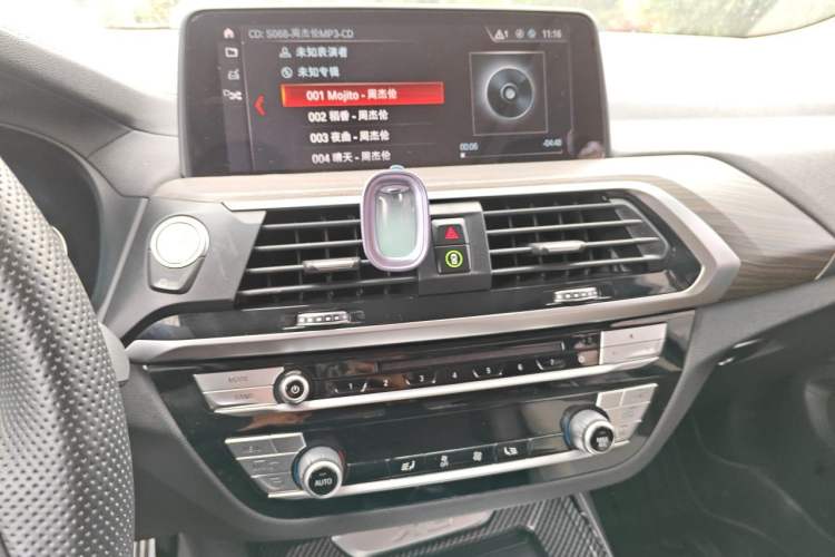 Used BMW X3 2018 xDrive28i Luxury Package China VI Emission Standard Audio And AC Panel
