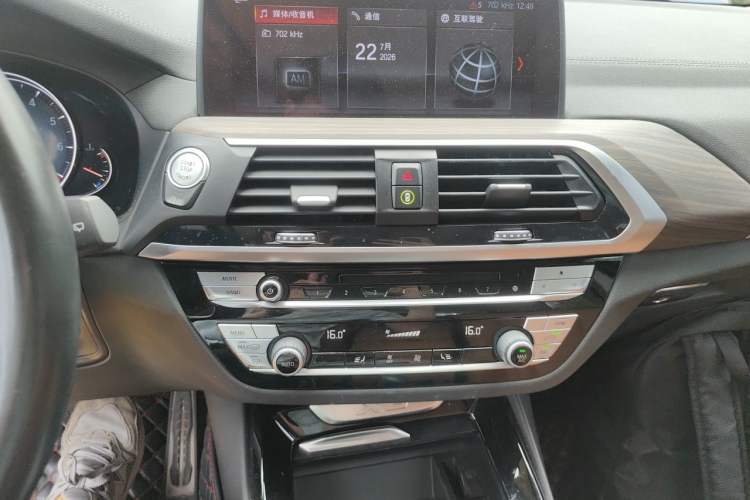 Used BMW X3 2018 xDrive28i Luxury Package China V Audio And AC Panel