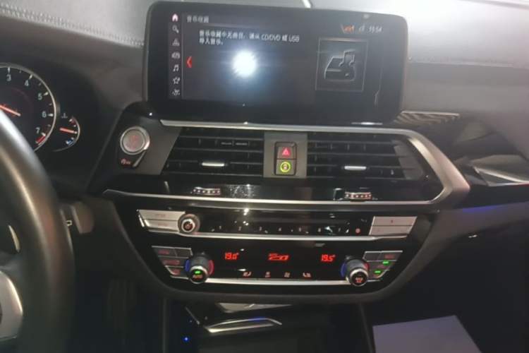 Used BMW X3 2018 xDrive28i M Sport Package China VI Audio And AC Panel