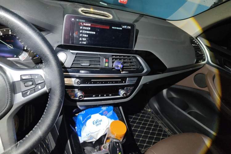 Used BMW X3 2018 xDrive25i M Sport Package China V Audio And AC Panel