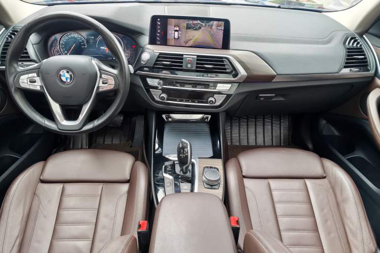 Used BMW X3 2018 xDrive28i Luxury Package China VI Emission Standard Audio And AC Panel