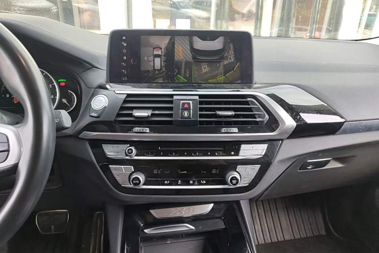 Used BMW X3 2018 xDrive25i M Sport Package China V Audio And AC Panel